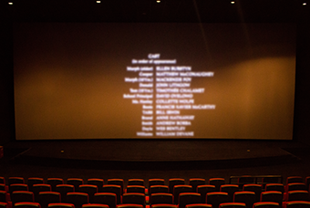 Ebpay数码国际党委组织召开《长津湖》观影活动